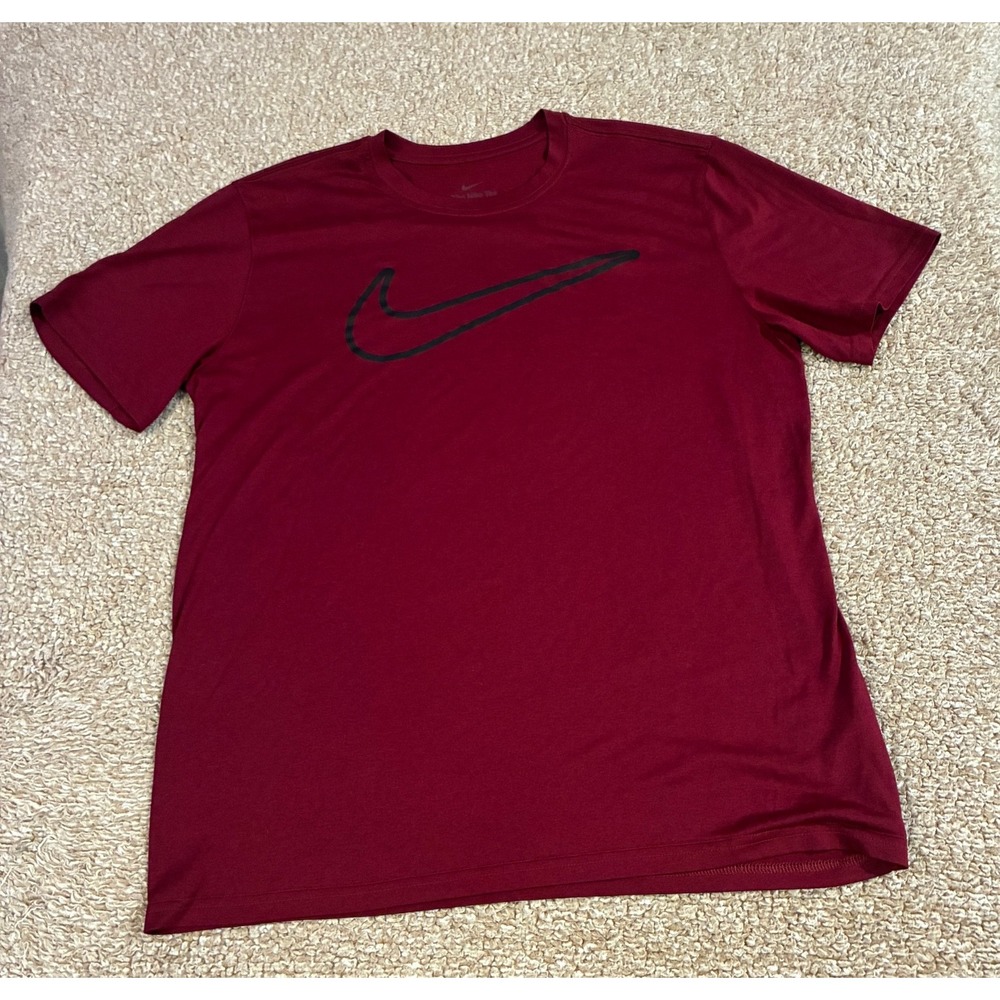 Nike Mens Dri Fit T Shirt Large Burgundy Short Sleeve Swoosh Graphic Polyester